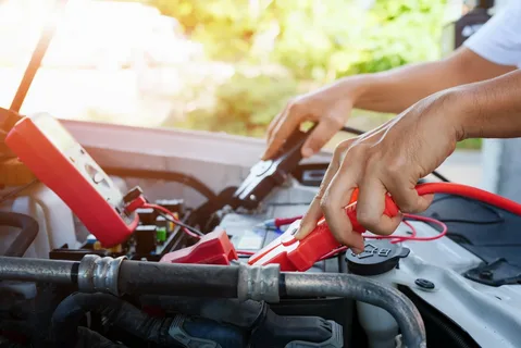 Battery Jump Start services near me in Dubai